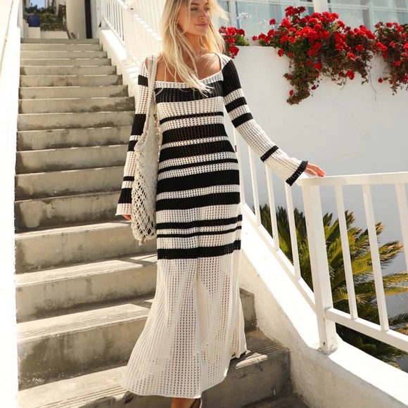 Verge Girl Dresses Striped Black White Crochet Maxi Long Sleeve